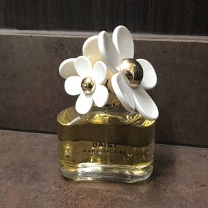 Marc Jacobs Daisy Perfume